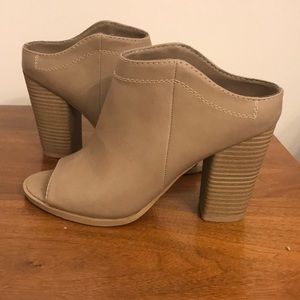 Dolce Vita peep toe mules